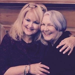 Meet your Posher, Leslie